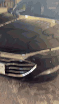 سياره ماليبو موديل 2020 (***********)رقم بغداد سياره بسمي  سياره بصمه سياره نص فول صدر جديد تخم تاير جديد تحكمات كاملات داخل جديد كير محرك مكفول حادث جاملغ امامي سعر 135وبيها مجال قليل وذا تريد خابر وتأكد بعد تفاصيل اكثر
