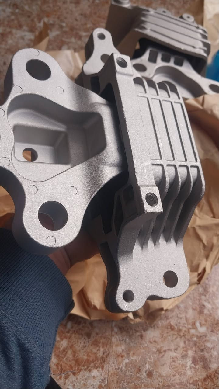 إذن محرك 
اذن  كير 
مال تراكس 
مال تريل بلايزر 
24و25


**إذا كنت صاحب هذا الإعلان وتريد حذفه لأي سبب، رجاءا أرسل رسالة إلى الدعم الفني**