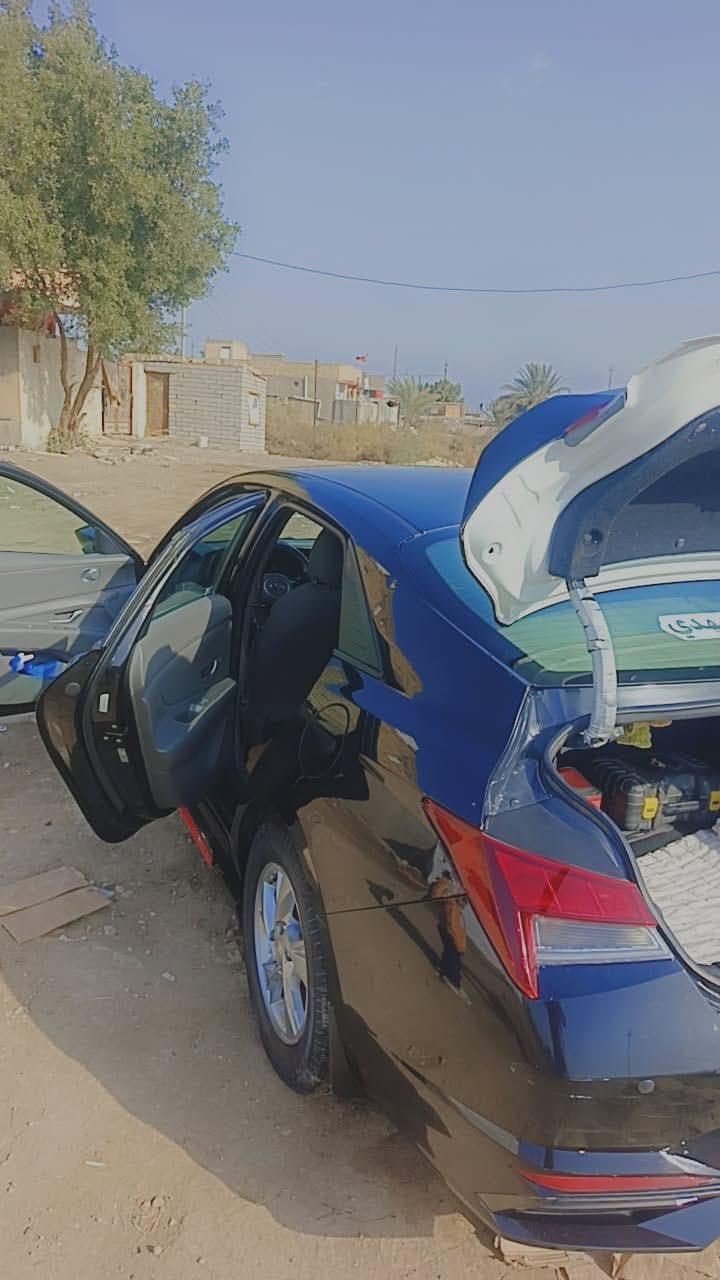 السلام عليكم الانتره موديل 22 معوقين وارد امريكي مكينه 200 كير محور 6 نمر لمرغوب سياره بيه بس قبق جنطه  الحوض سليم شويه من خشم البنيد بدون دواخل  العنوان ذي قار قضاء جبايش السعر 130 ***********
