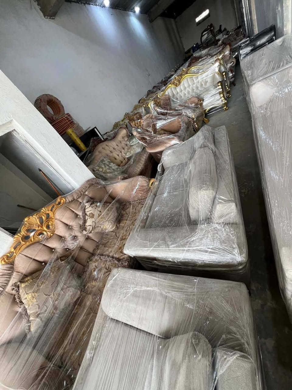 يتوفر لدي تخامه و ديوان اسعار تبدا م̷ـــِْن ل150لحدمليون وشيعجبك ختار يوجد توصيل المكان مفرك العطيشي


**إذا كنت صاحب هذا الإعلان وتريد حذفه لأي سبب، رجاءا أرسل رسالة إلى الدعم الفني**