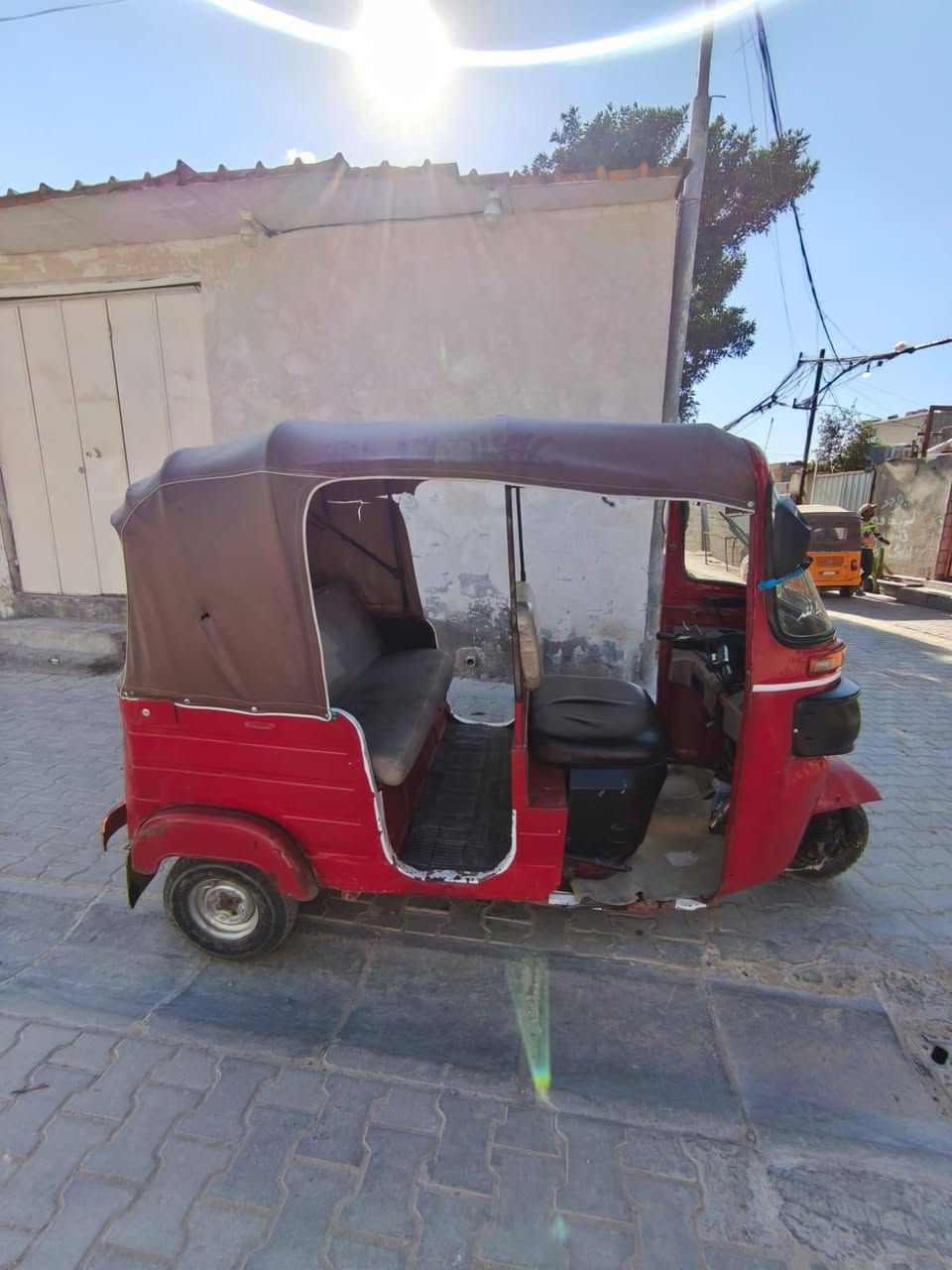 السلام عليكم تكتك للبيع موديل 2018 نضيفه كبل للشارع سعر مليونين 700عنون بغداد الشعب ***********
