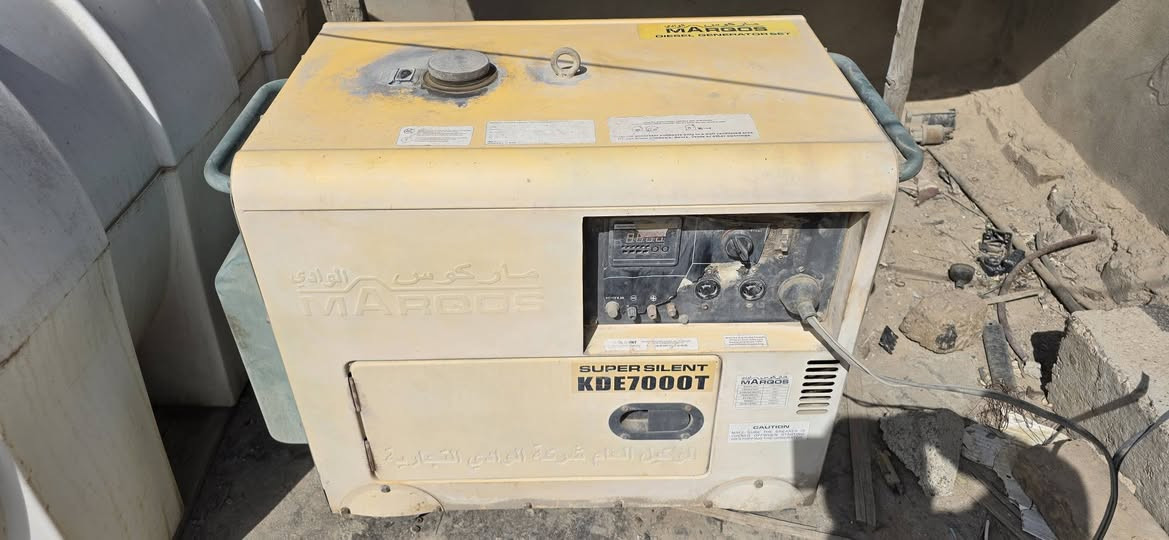 مولد كاز ٢٥ امبير سلف جدا نضيف ممفتوح ابد سعره ٦٠٠ الف وبي مجال مكاني بعقوبة ***********
