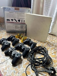 مهكر Ps3 مع ملحقاته  ٦يدات كلهن يشتغلن كيبل اش دي  كيبل شحن سعرة ١٣٠ ا...