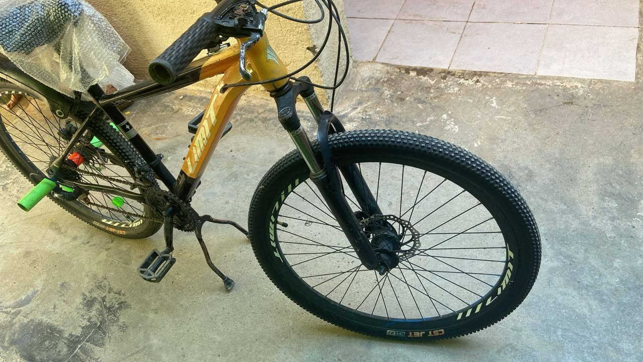 بايسكل استخدام شي قليل
85 الف وبي مجال
 ***********
