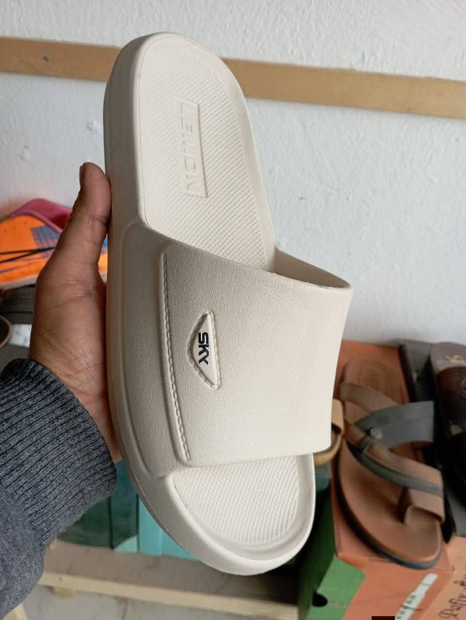 طبي رجالي سكاي 41-45
سعر القطعة 1,850
الكارتون 18 قطعة 34 الف


**إذا كنت صاحب هذا الإعلان وتريد حذفه لأي سبب، رجاءا أرسل رسالة إلى الدعم الفني**