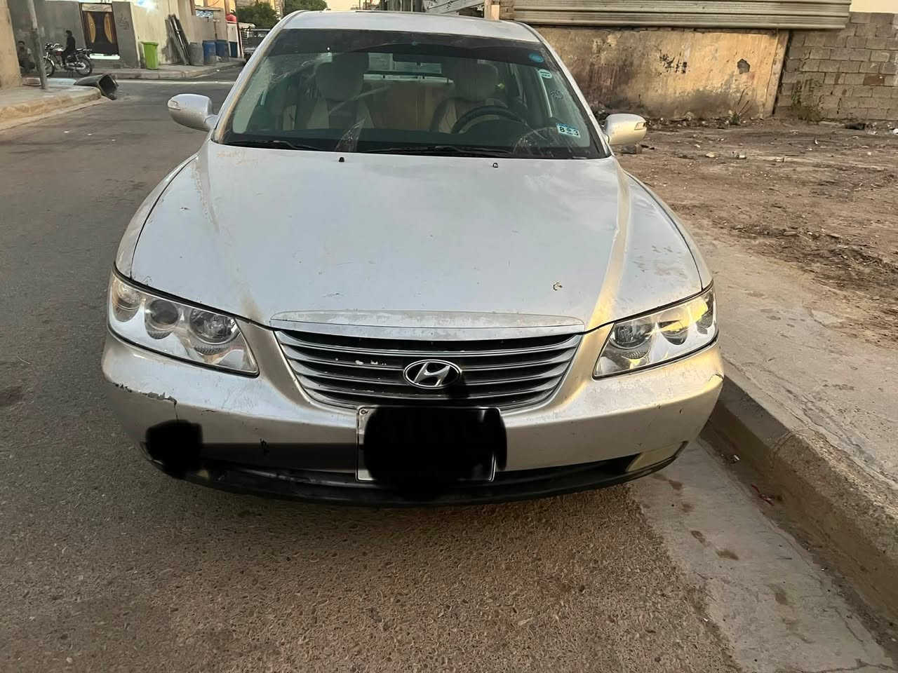ازيره موديل 8 كصه جنطه بيه رقم وسنويه
السعر 35السياره جاهزه من كلشي بس نقص التبريد
***********
***********
