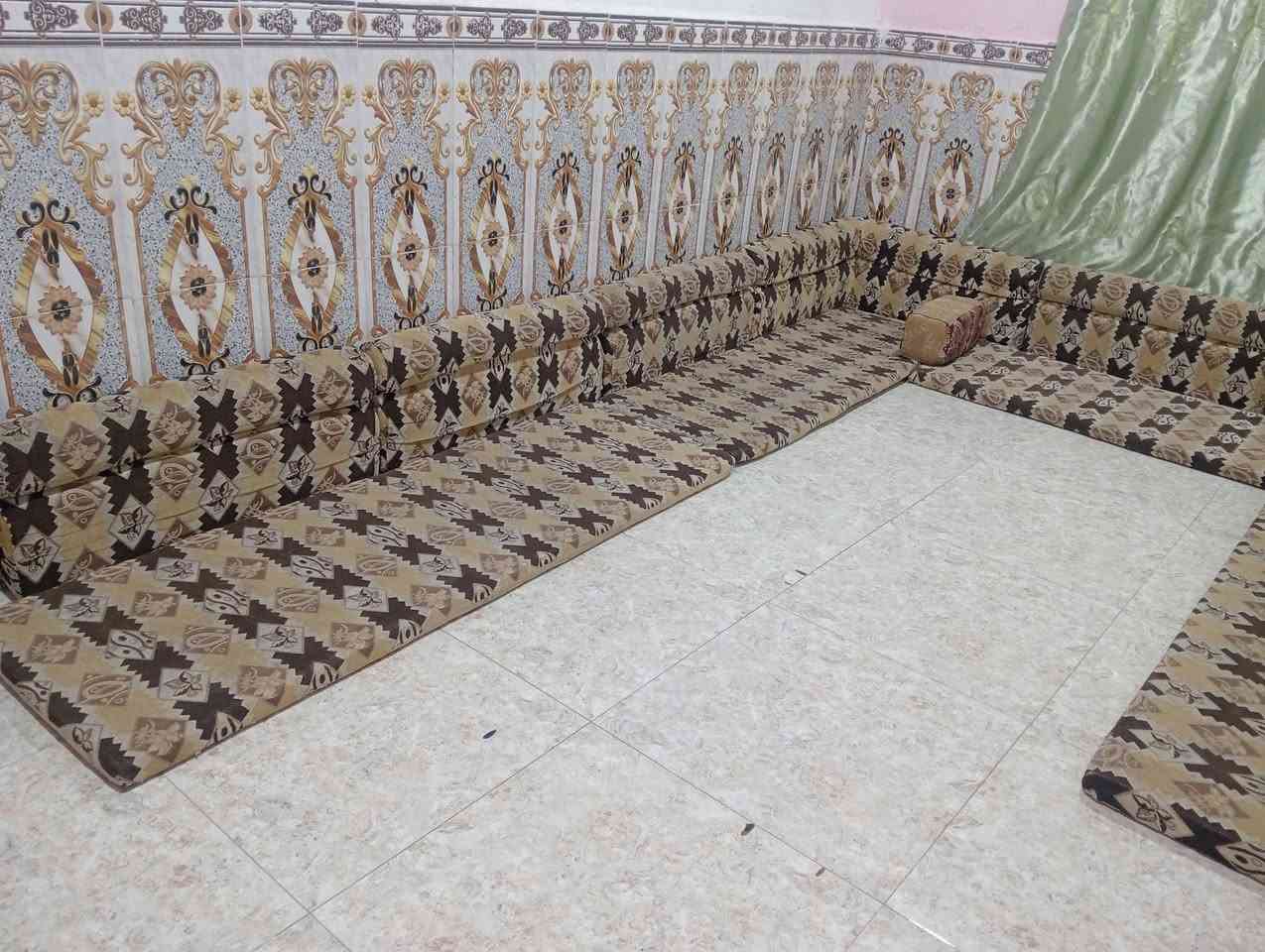 جلسه عربيه البيع العنوان الموافقيه  راقم الهاتف ***********
