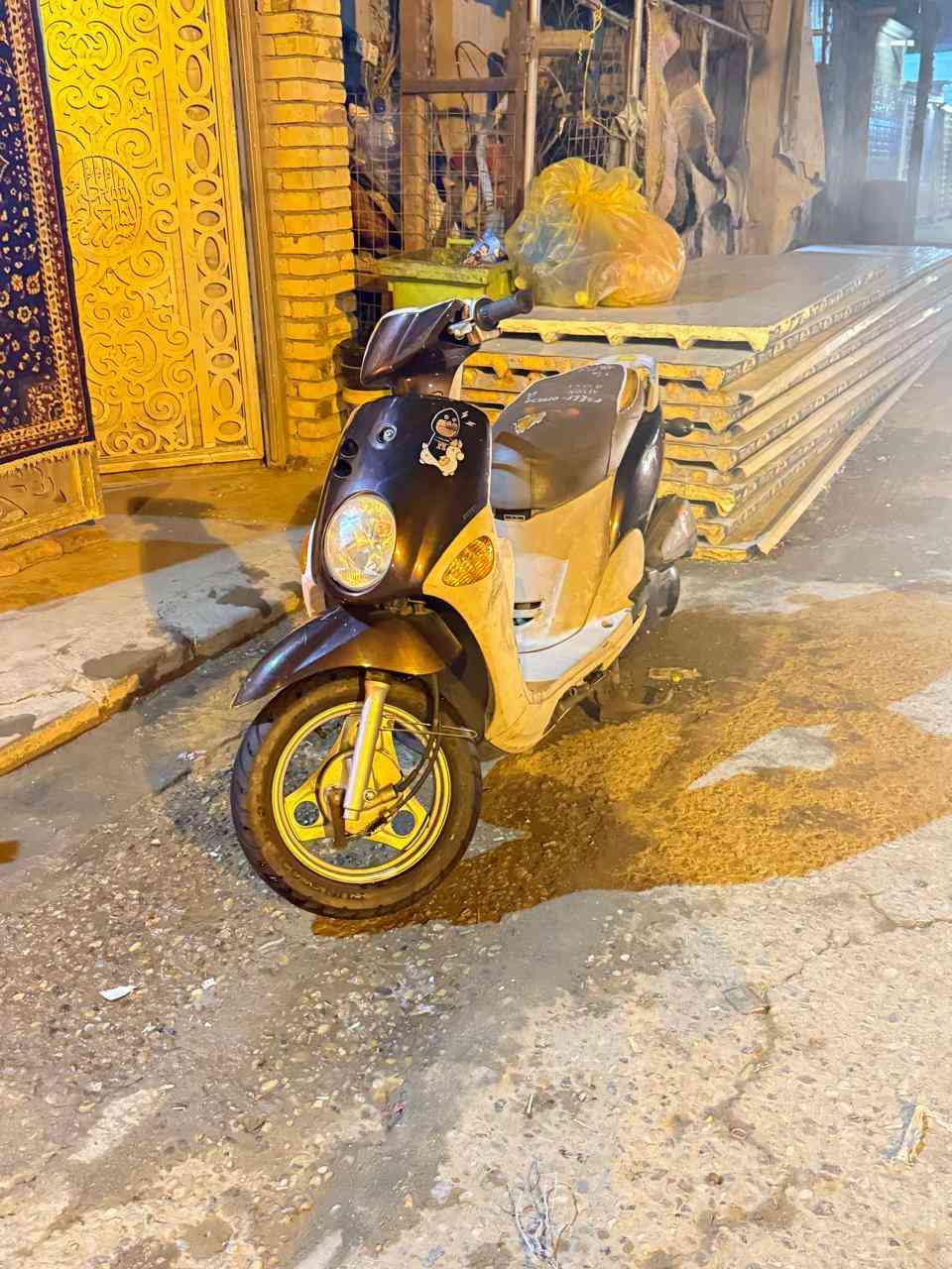 سلام عليكم شباب فله للبيع دراجه جديد ونضيفه وكيل ماصارلي شهرين من طلعته دراجه كفاله  سعر ***********متواجد واتساب
