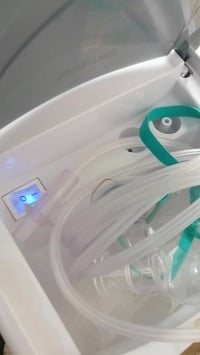 🔥 جهاز بخّاخ (نيبولايزر) للبيع 🔥  جهاز نظيف وجاهز للاستخدام، مناسب لعل...