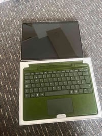 سرفس برو 8 • i5 جيل 11 • رام 8GB 256SSD