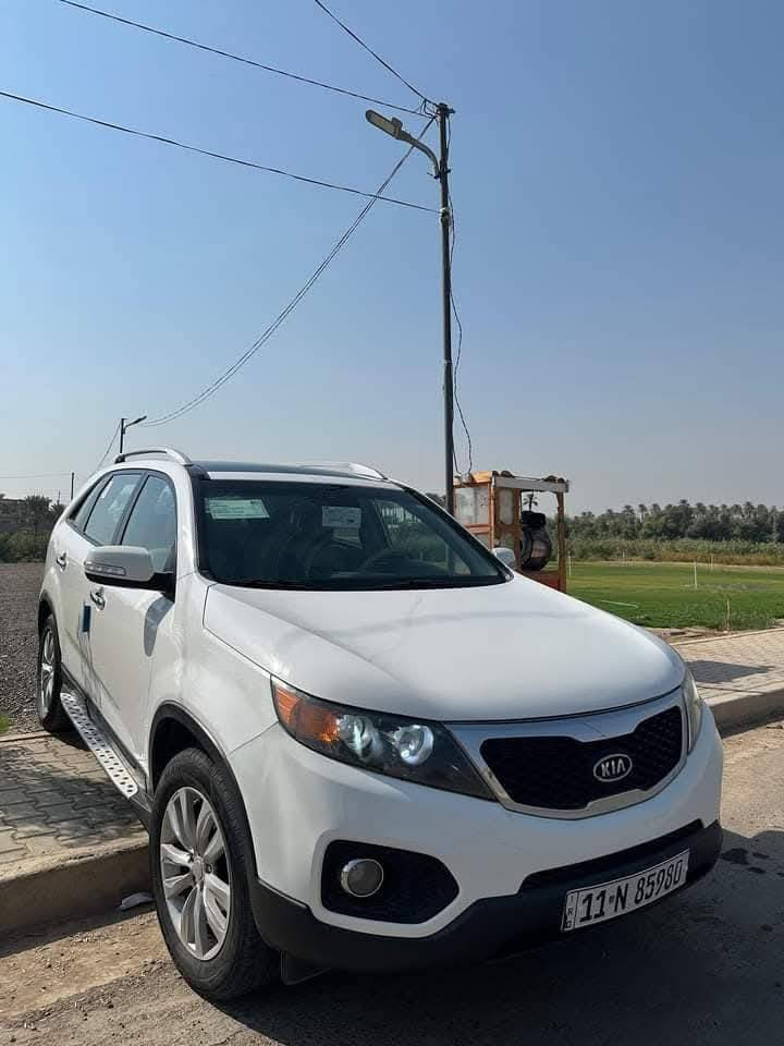 سورنتو خليجي مكفوله فول مواصفات واحد على واحد 6 سلندر  رقم بغداد بأسمي السعر 150 تواصل عالرقم ***********
