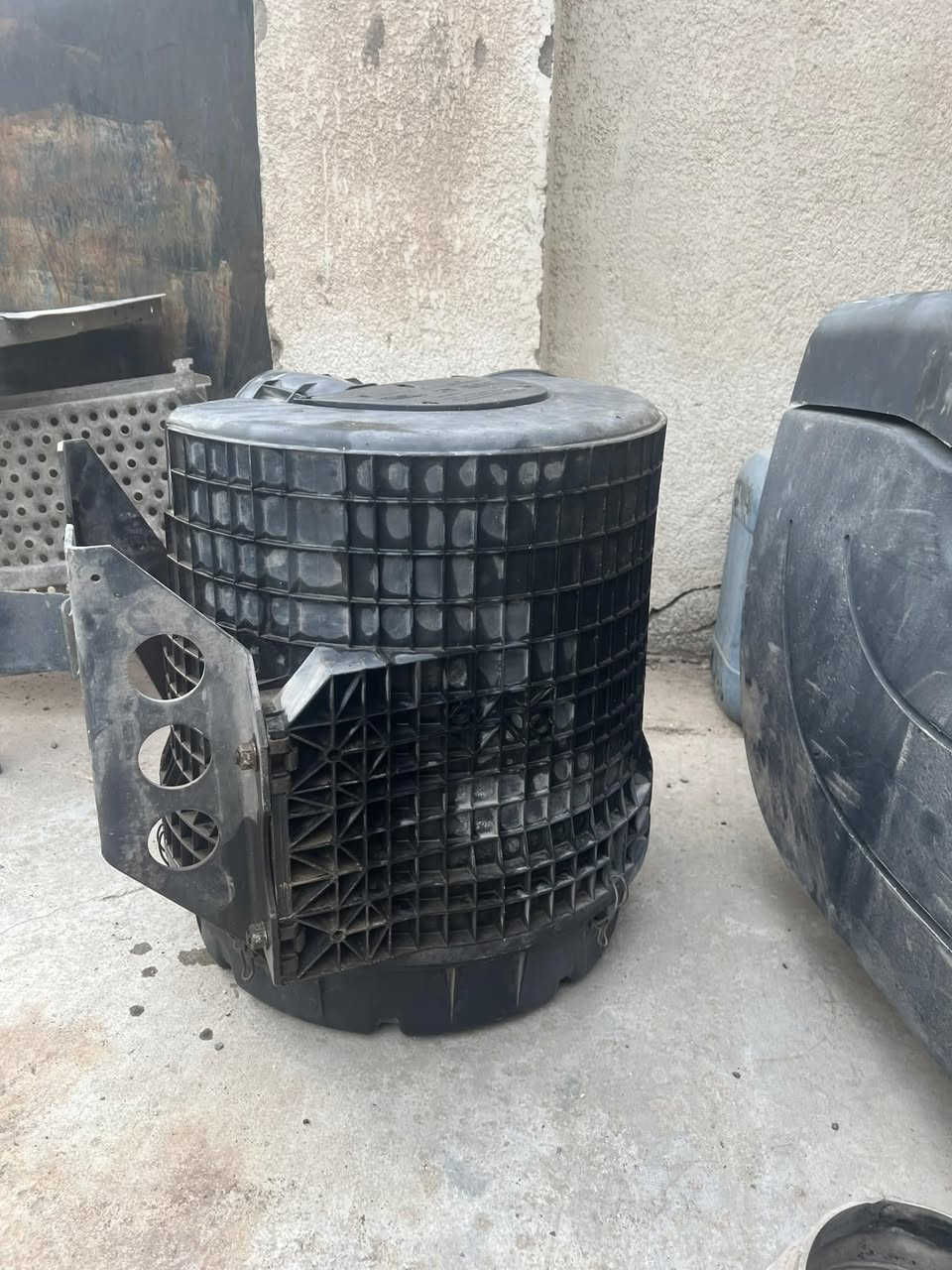 للبيع شوته اكتروز شمعه 8Vسلندر كامله مكمله هيه وتفرعاته 
التحيه والقواعد كله كامله 
مكانه بغداد الحريه 
سعر ٣٥٠
رقمي ***********
