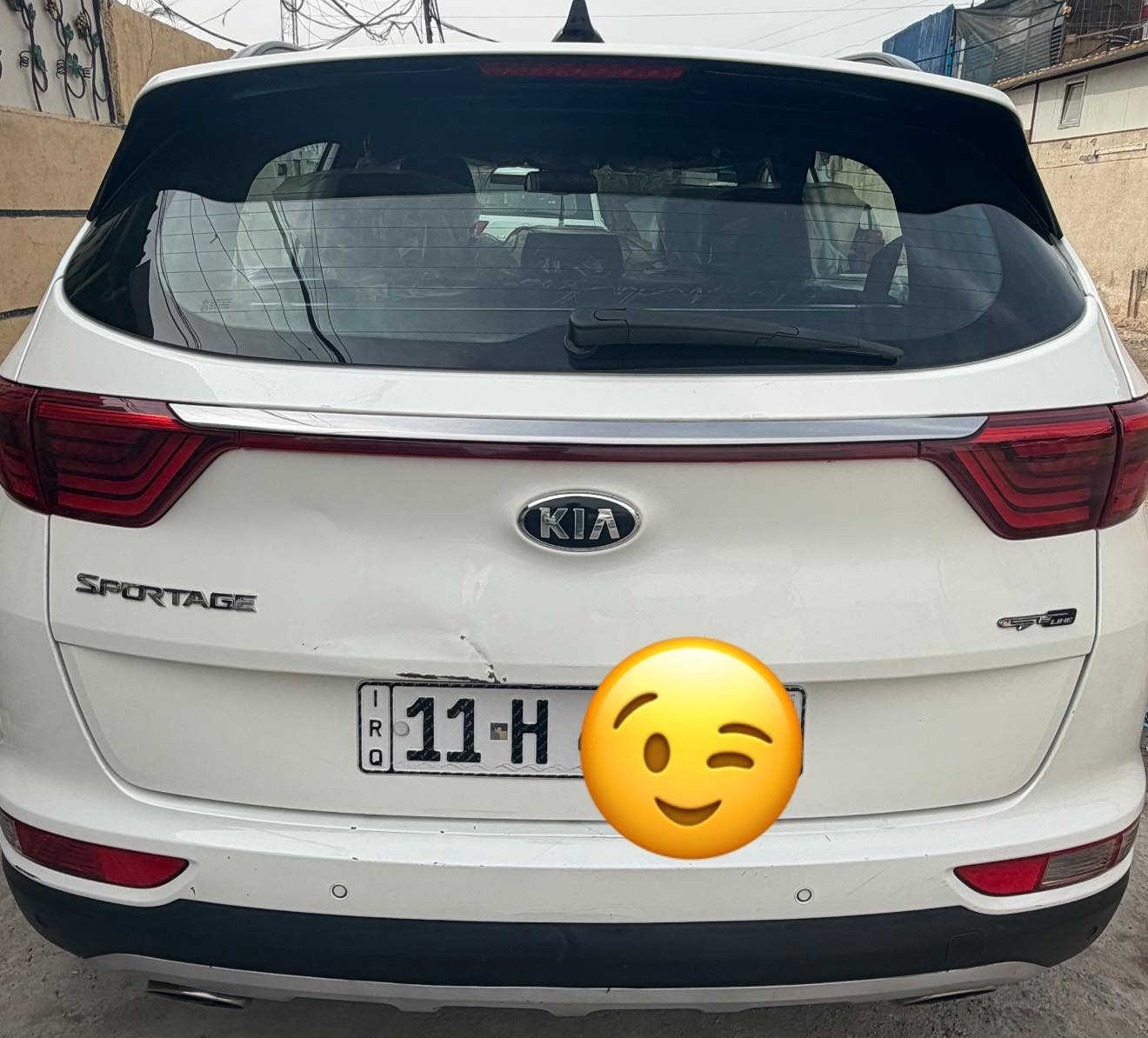 السلام عليكم سبورتج 2018خليجيه
جيتي لاين فول الفول 1/1مواصفات معروفه محرك 2400 السياره بيها طخه خفيفه ب الباب مال الجنطه وطخه بالدعاميه الخلفيه السياره ماشيه 90 الف 
العنوان شارع فلسطين للاستفسار الاتصال ع هذا الرقم ***********
