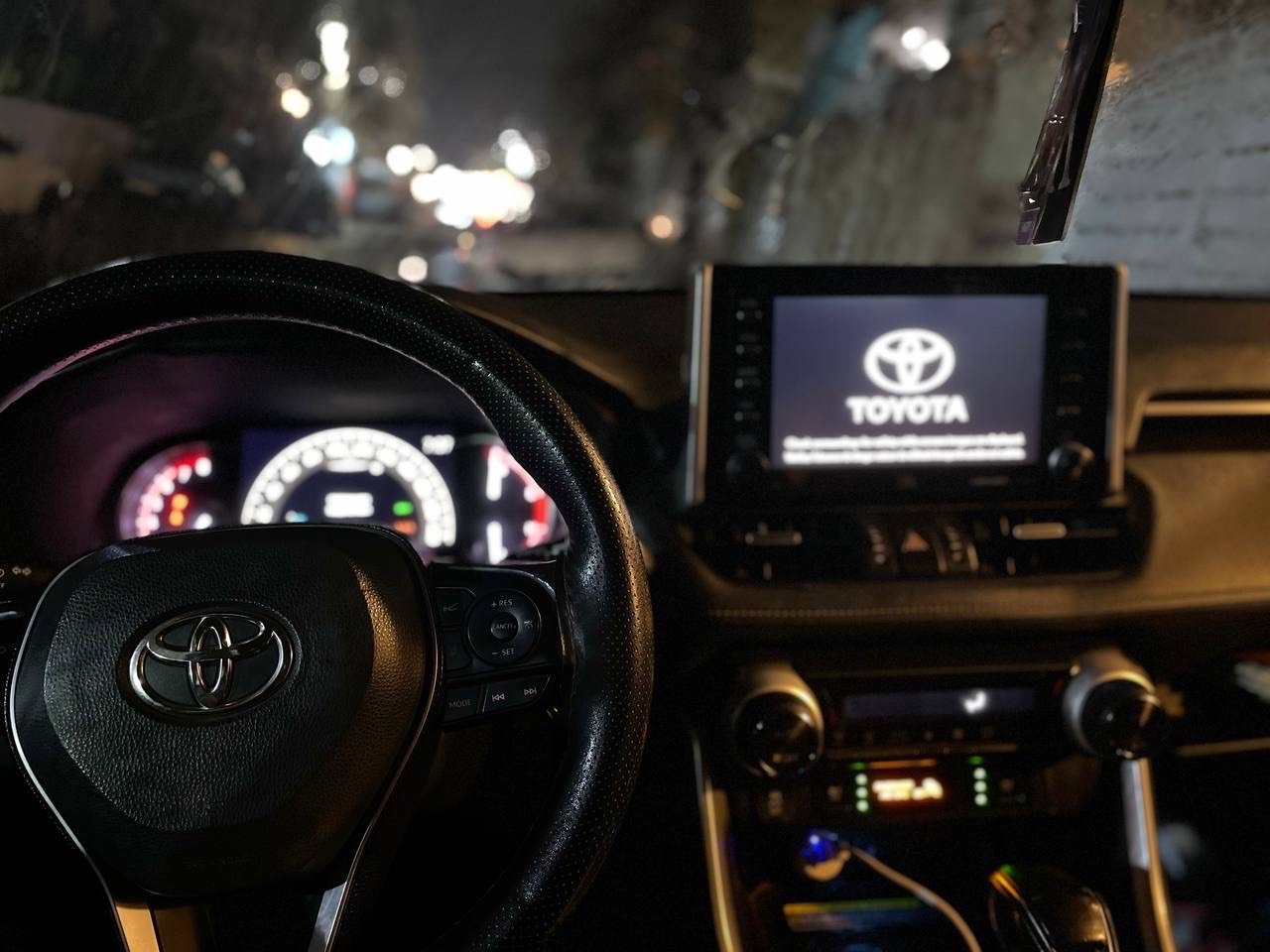 السلام عليكم

𝐓𝐎𝐘𝐎𝐓𝐀 𝐑𝐀𝐕𝟒 2020
🚗راف فور لتمدد🚗
موديل(2020) فول مواصفات
(✈️محرك2500 ✈️ )
عدادات ديجتال
السياره ماشيه 60mi
🥇فول مواصفات اعل فئة بالراف🥇
بانوراما وليس فتحه
لايت زنون بلادي ناصي عالي🥇
مثبت سرعه
كامرات 360درجه
رادار امامي + رادار خلفي
تبريد ثلج+تدفئه كراسي
بصمة تشغيل + بصمة ابواب
(تشغيل عن بعد)
3انظمه قيادة ايكو سبورت نورمال
(تسجيل كامرات)
(✈️مكينه كير صدر كفاله وع الفحص✈️
كراسي جلد بلادي كشنات
وبيها هواي مواصفات السياره (فول 1/1) 
السعر : 230💸 وبيهه مجال حك الجيه
العنوان ( بغداد )
***********