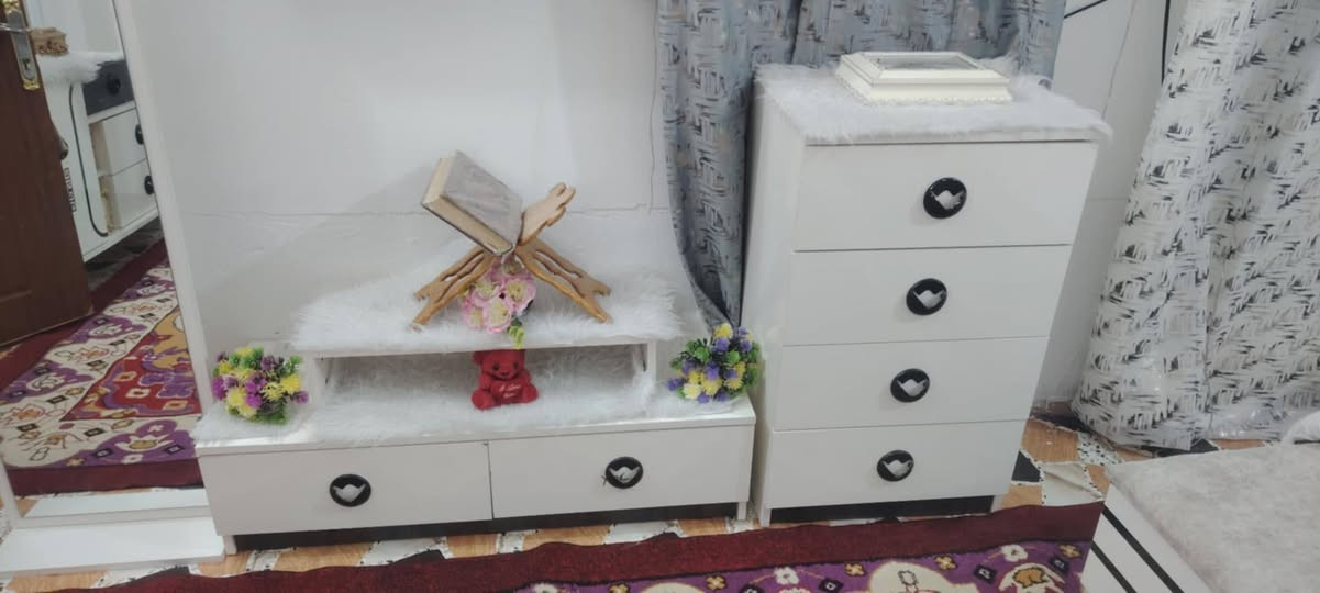 غرفي تركي 11 قطعة جديده حتى ميز بلازما وياها اي ضرر مابيها السعر مليون و100 وبيها مجال للشراي


**إذا كنت صاحب هذا الإعلان وتريد حذفه لأي سبب، رجاءا أرسل رسالة إلى الدعم الفني**