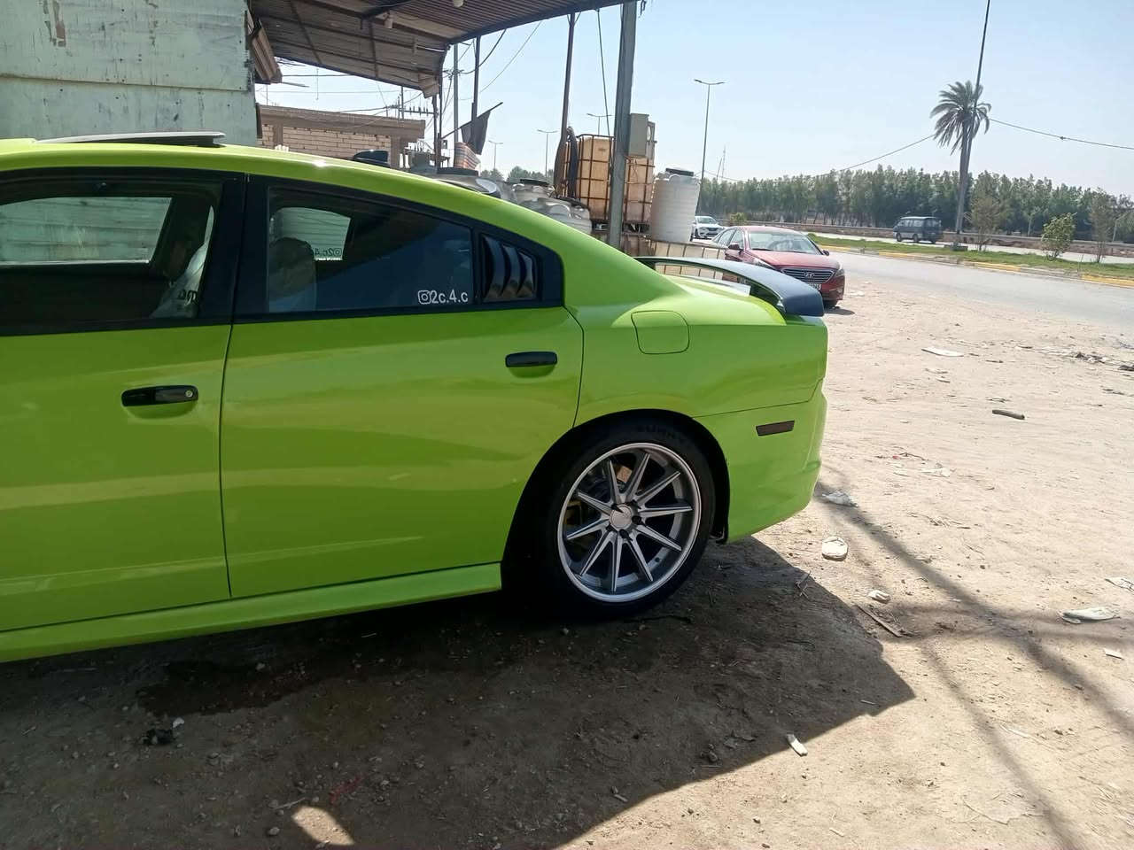 جارجر2013 SXTبلاس حادث جاملغ وبنيد وبيها تغير لون بدون داخل وبدون معجون السياره فول للاخير ونضيفه وجاهزه

فتحه

.شاشه كبيره 

.كير طياره

.سستم صوت بيتس 10سماعات

.كامره 360درجه

.كشنات جلد وحضن كهرباء 

.تدفئه تبريد كشنات 

.شفتات ستيرن 

.كلاصات حار بارد 

.خزن ميموري 

.ستيرن كهرباء 

.تشغيل عن بعد 

.دواسات بريك وبانزين كهرباء

نضام S سبورت بلادي

.    الاضافات 

كت كامل srt. دعاميات دوس وبنيد سبايدر 

.ويل فيرادا 20

تخم تاير امامي 245 خلفي275

.شاشه محدث مودات ل SRT 

مكينه 3600 السعر 137 وبيها مجال بسيط مكاني بغداد***********
