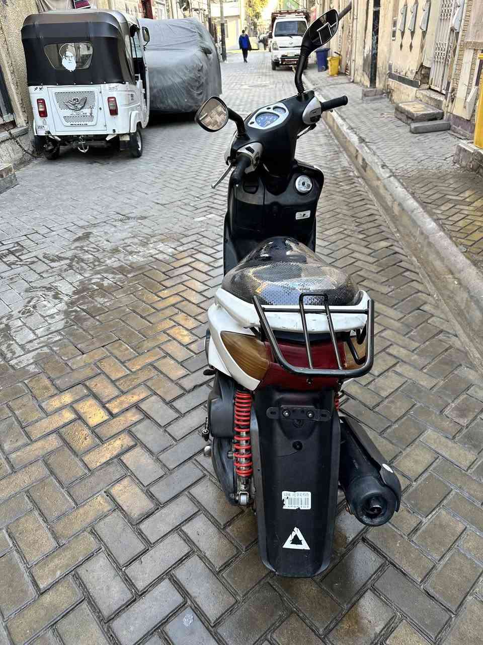 السلام عليكم دراجةُ سكنس نثيه ياابانيً  السعر خاص او واتساب ***********
