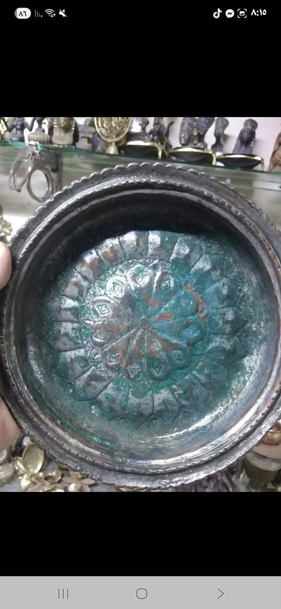 صحون نحاس احمر منقوش تعليق للتواصل


**إذا كنت صاحب هذا الإعلان وتريد حذفه لأي سبب، رجاءا أرسل رسالة إلى الدعم الفني**