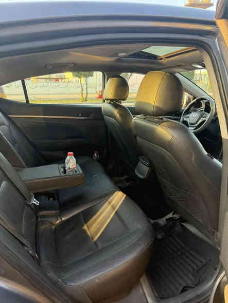 سلام عليكم. الانترا ٢٠١٨ حادث أمامك سونار سياره فول مواصفات  سياره فتحه وبصمه كشنات جلد سعر السياره ١١٨ وبيه مجال الطيبين***********
