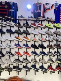 احذيه • شارع عشرين • بيت جوري