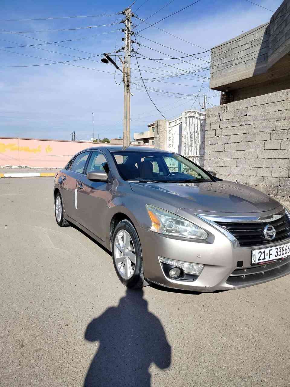 نيسان التما 2015خليجي للبيع او المراوس حسب القناعة
سونار مرفق مع الصور تخم تاير تخم دسكات صدر امامي خلفي نضيف موصفات sv الكير 21 براد تبريد قطعتين  تدفئة  كهربائيات كلها جاهزة رقم سليمانية الجديد سنوية ل29 بسمي السعر (128) بيها مجال بسيط للستفسار مكانها ديالى بعقوبة ***********
