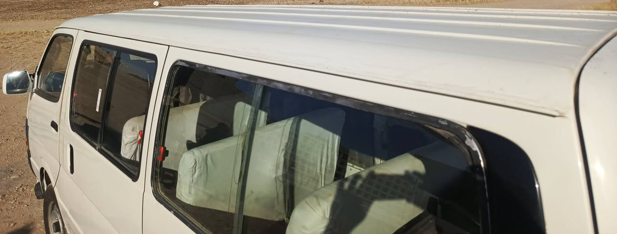 سلام عليكم 
سيارة فرخ كوستر موديل 96 رقم ديالى مشروع وطني تحويل مباشر سيارة تدفئه شغاله تبريد تبريد نقص غاز فقط كير ومكينه شرط تخم تاير جديد صدر جديد دوشمه ارضيه جديده سيارة كفاله عامه كلشي بالشرط انطيك سيارة بسمي 
ملاحضه (مكلف بالنشر) 🍂
الشراي يتصل ع راعيهة *********** مكان سيارة ديالى  شهربان
