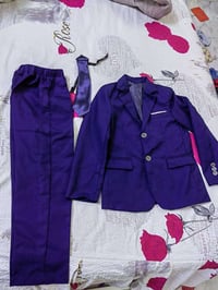 قياس ١٣٠ • يلبس ٧ سنوات • قماشه يجنن