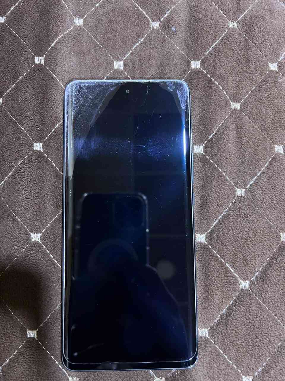 HONOR X9b 5G 🔥
ذاكرة 256 +12🔥
بطارية 5800 🔋 
جهاز نظيف بشكل وكل عيب
 ما بيه بشرط من باب البيت تاخذة

سعر 270 وبيه مجال
***********
