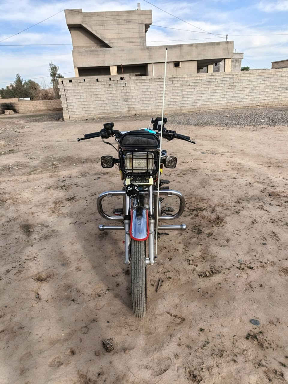 ن السلام عليكم ماطور للبيع وضع شركه موديل 24 مكان الشرقاط السعر 650وبمجال***********
