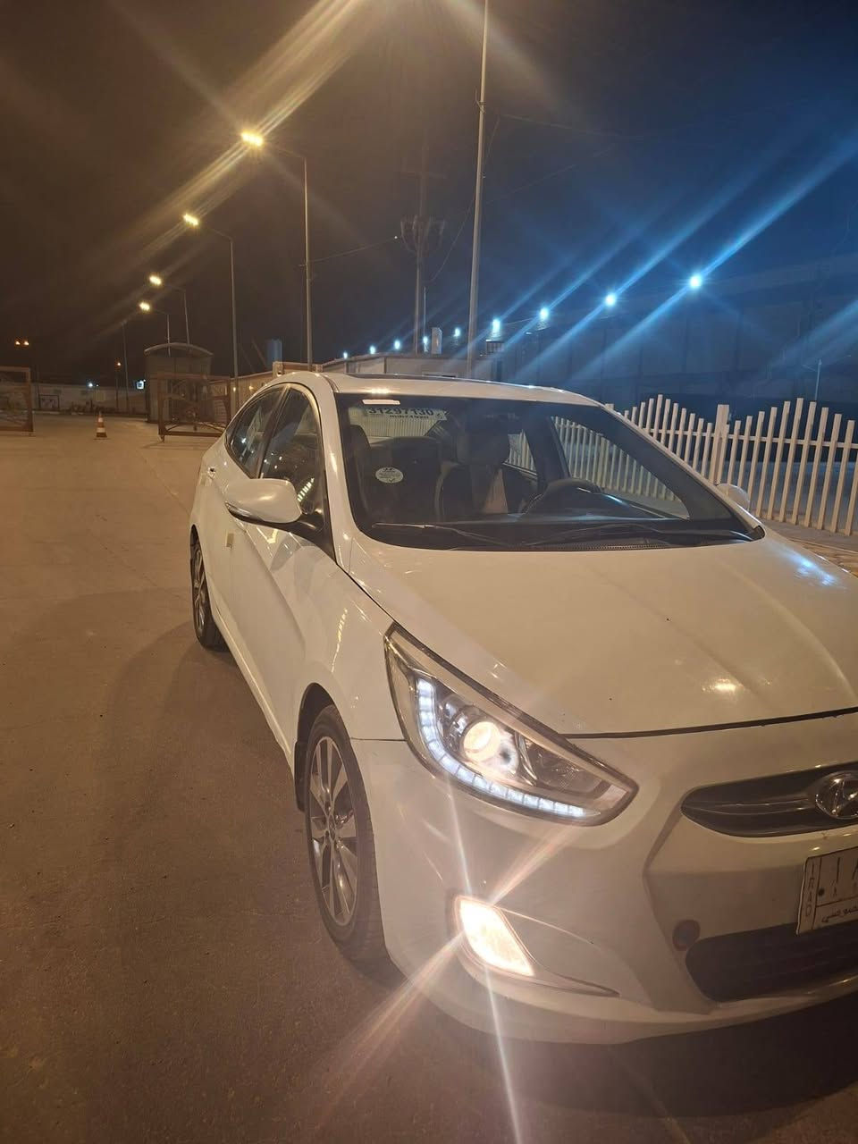 سلام عليكم اكسنت 16 خليجي محرك 1600 دوش قطرتين رقم بصره مشروع وطني.  العنوان الناصريه مركز . ضربته بدنه الخلفيه + تصليح بالجاملغات الخلفيه بسيط+ بارد في الدوسه بدون اي تبديل او معجون والباقي كفاله مكينه وكير وحداديه وتخم تاير  السعر 95 وبيه مجال . رقم الهاتف / *********** متواجد على الواتساب
