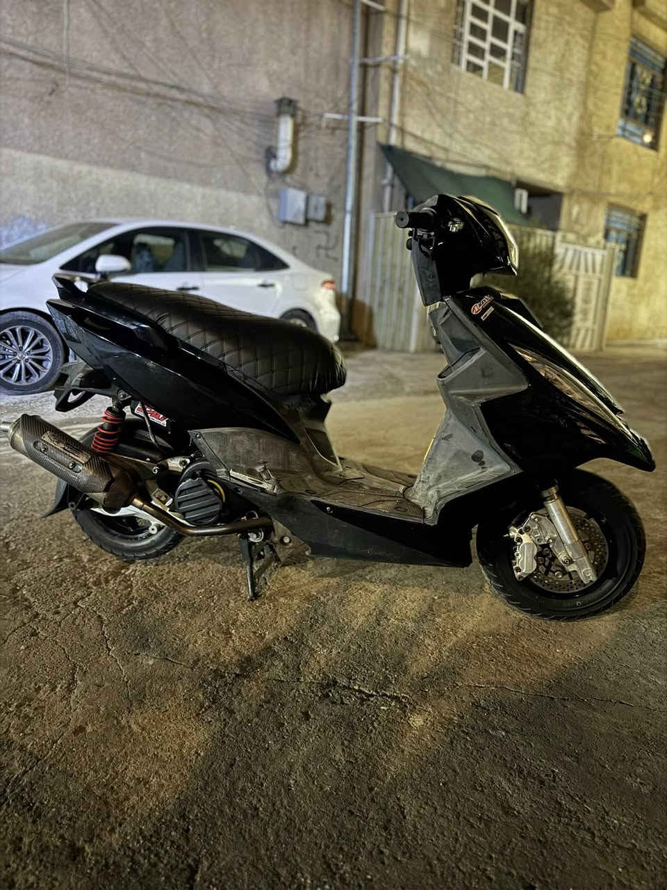 سلام عليكم للبيع جيتار 63
بيهة كور HER2 
صدر امامي وفج رياضي 
جويتر رياضي نوزل٨ زروف 
بيهة سلف رياضي 
ويل أمامي وخلفي مشيف اصلي 
بيهة قطره وفراك رياضي 
بيهة يدات رياضي بيهة شلعه ومعدل هاون الدراجه 
نكره بكل وكت كلشي معوزهة دراجه كبل للشارع 
مكاني ب شعب رقم ***********
