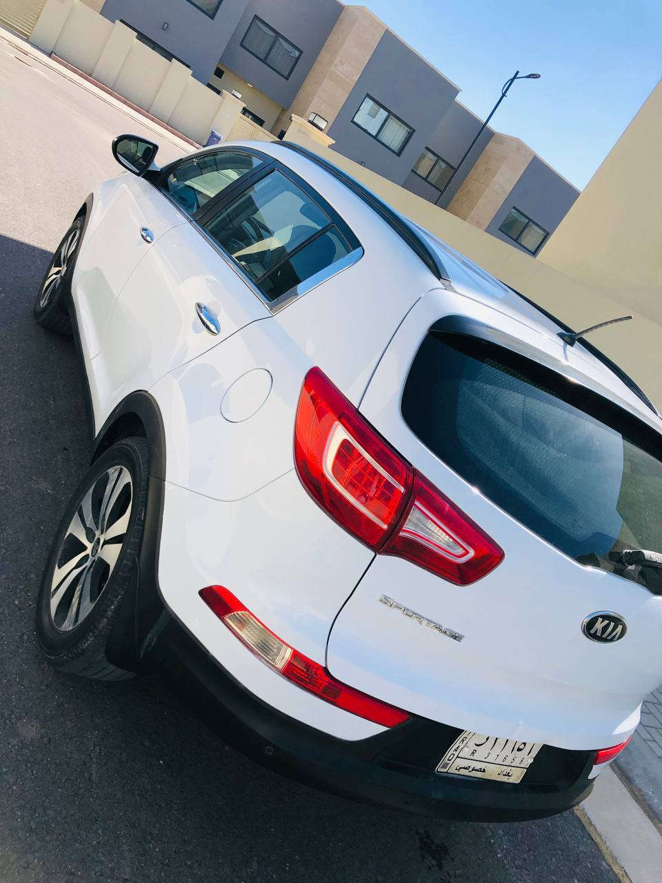 السلام عليكم اخوان سيارتنا كيا سبورتاج ٢٠١٣ على ايدي من الزيرو بدون حوادث بدون صبغ السيارة جدا نظيفه كفاله عامه محرك دوش جداً نظيفه بمعنى الكلمه السعر 15800 دولار وبيها مجال بسيط
***********
