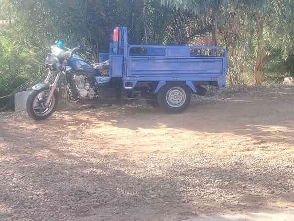 سلام عليكم ستوته البيع موديل ٢٣ أوراق اصوالي رقم ***********
