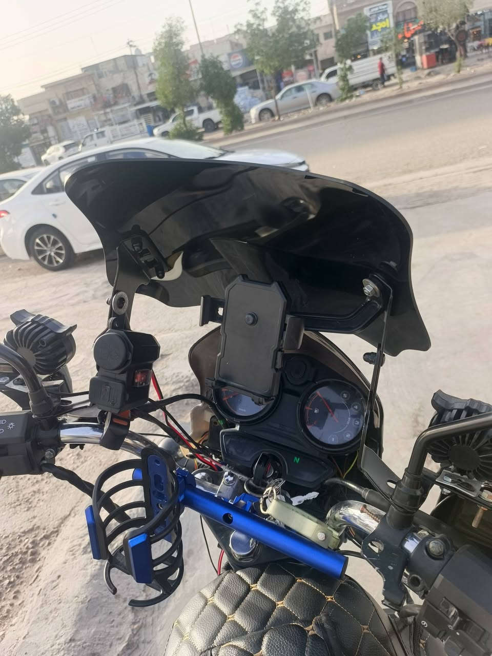 بسم الله سلام عليكم دراجه بوكسر كلاسك موديل 22 رقم و سنويه البيع سعر 1800مكاني بغداد شهداء البياع اي ستفسار هاذه رقم ***********
