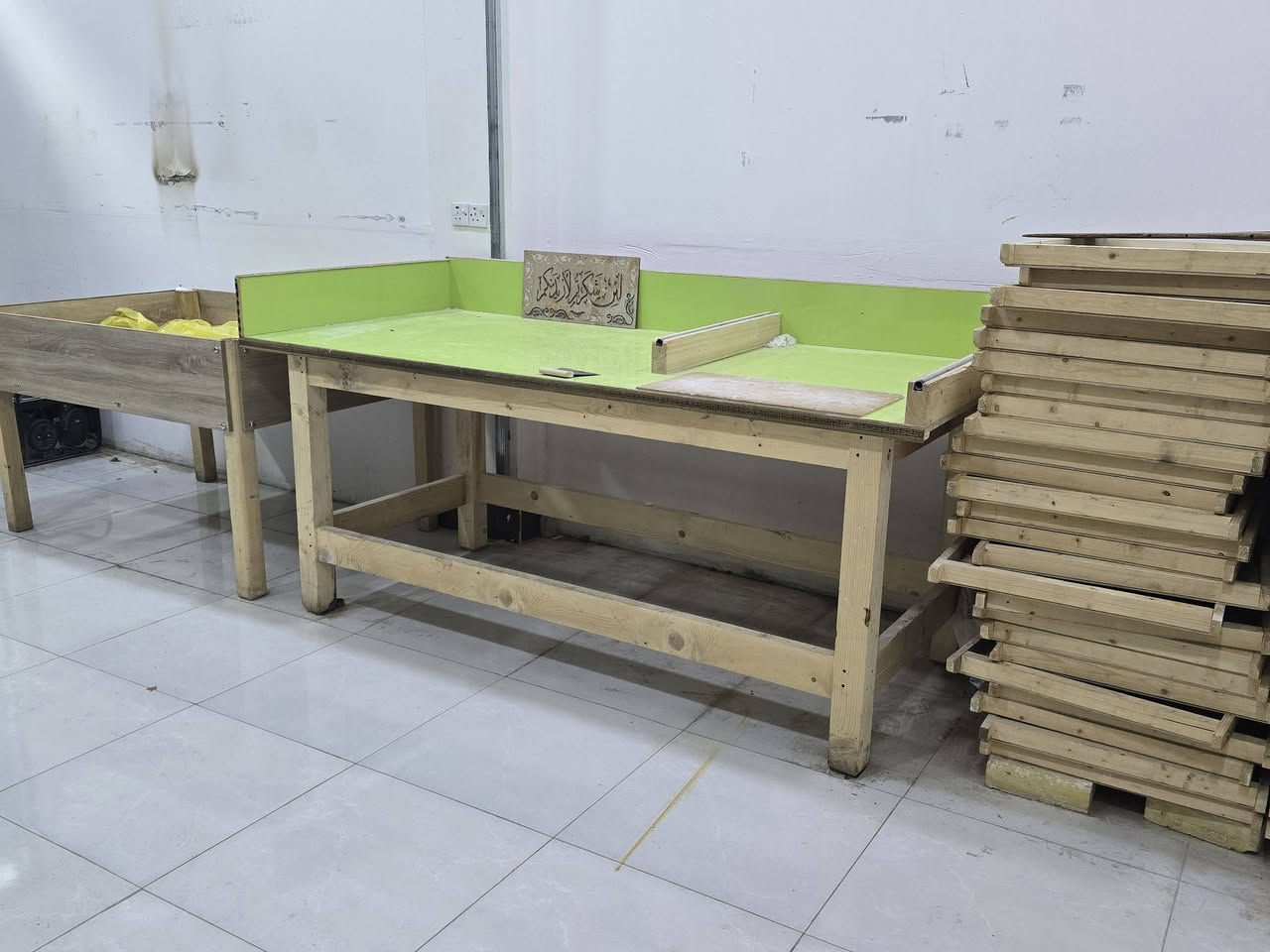 السلام عليكم غراض فرن للبيع المكان بغداد زعفرانية الاتصال على الرقم ***********
