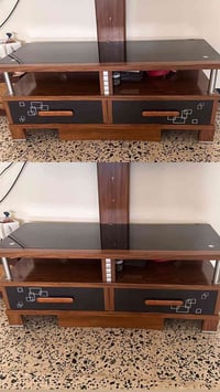 ميز بلازما • طاولة