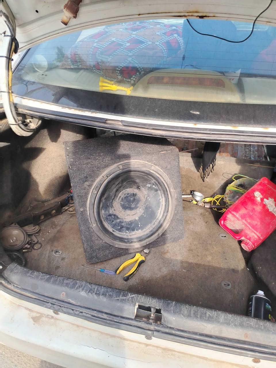 السلام عليكم للبيع مضخم مال بالة امبلي فاير صوت رهيب بي سعر ١٣٠ َوبي مجال ***********
