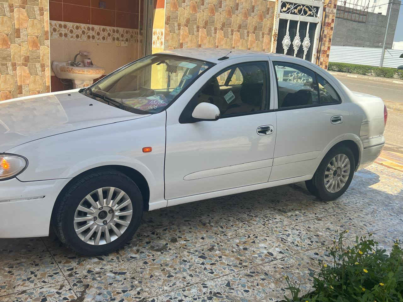 سلام عليكم 
نيسان سني 
2009
سعوديه 🇸🇦سياره نضيفه
سياره صاج داخل جديد دبل طبله 
 محرك ابيض 
سياره تاخذهة مذب عليه لو الف 
بيهة بس اربع قطع 
وسعرهة 95 وهذا الموجود لا تكسر حلال العالم الاتصال 
‏‪***********‬‏
***********
