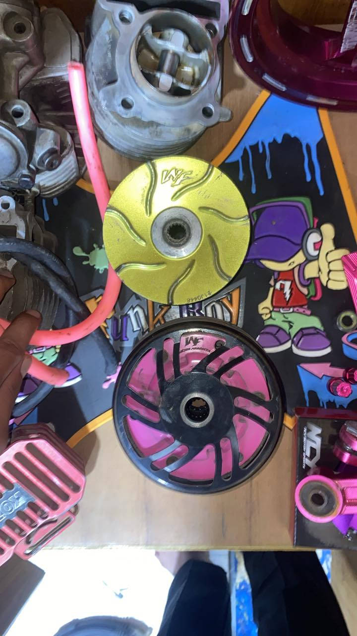 نواعم للبيع كلمن و سعرة ممتوفر توصيل(بلي ادزهن) المكان حرية الرقم ***********
