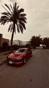 هونداي سوناتا 2020  ماشيه 38 الف ميل قابل للزياده  حادثهة بنيد وجاملغ ...