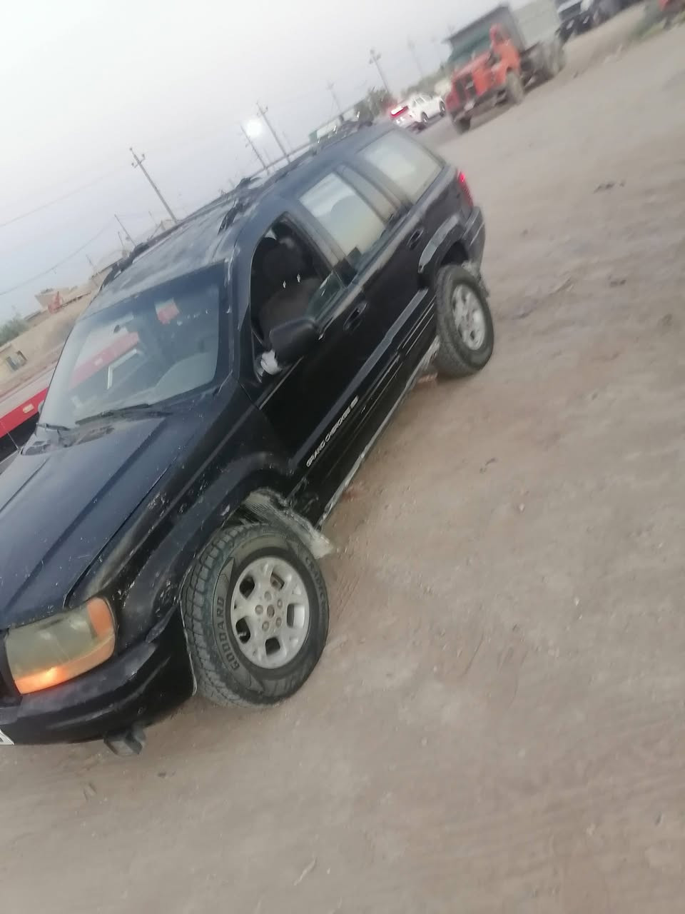 للبيع جيب شروكي موديل 2000 رقم بغداد دولي سنويه مجدد 2031  مكينه vvt 3000 مكان السياره ذي قار الفجر السعر 25 سياره بيه خربطه كهربايات مكينه تخربط
***********
***********

