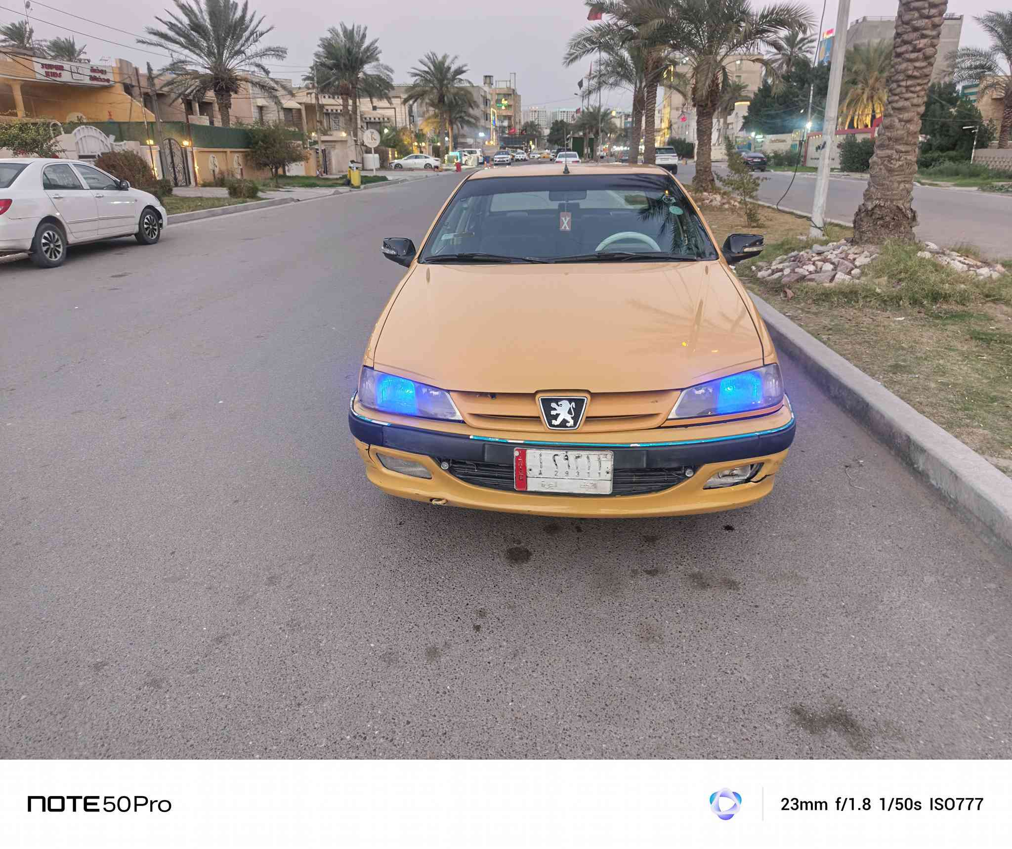 سلام وعليكم بيجو بارص بسمي مكينه بيكاتشو سياره حلوه ونضيفه مكان سيديه ***********
