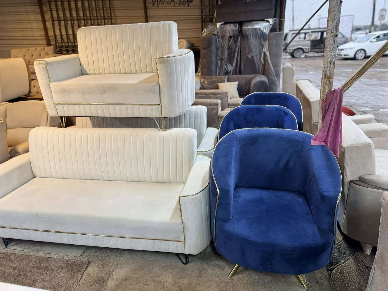 اثاث تركي باله كلشي متوفر العنوان  بغداد المدائن 
تخم تركي ديوان طباخ ثلاجه كاونترات كلشي متوفر 
للاستفسار ***********
