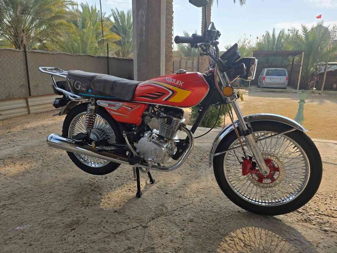 السلام عليكم
‏دراجه سونك خمسه كير موديل ٢٤ 

‏دراجه جديده احله من الصور برغي 🔩ما مفتوح بيها اصولي وبيها اوراق 

مطلعها من الوكيل على ايدي

السعر المطلوب 650
 

‏العنوان حله ابي غرق للاتصال ***********

‏
