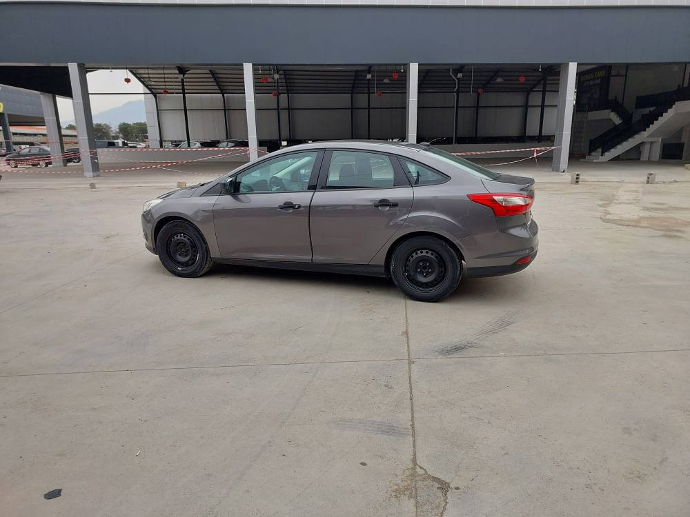 💐بەناوی خوای گەورەو میهرەبان💐فۆرد فۆکس مودێل 2012 سەنەوی شەش مانگە بەسەرچوە تەحویل و غەرامەو بڕاوەبەشەرت یەک پارچەی بۆیاغە لەسەرساغی گێڕومەکینەی بەشەرتی فیتەر  چوارتایەی تازەی لەژێرە چوارجام کارەبا تەبردی لەسەر سویچە  تەقەو ڕەقەی بەشەرت پێش و دوای تازە داگیراوە هەمو گیانی بەشەرت تەحویل وغەرامەو بڕاوە بەشەرت     سعری 72 گەڵاو کەمێک معامەلە ناونیشان سلێمانی 
0771 1834004    *********** السليمانية, العراق
