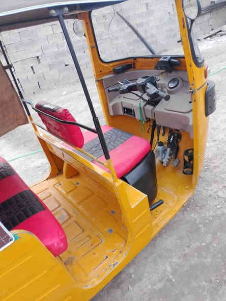 تكتك 2020 محرك مكفول كشر مثل ما تشوف التكتك جاهزه رقم باسمي ريدهة ب 5800 وبيهة مجال رقمي ***********
