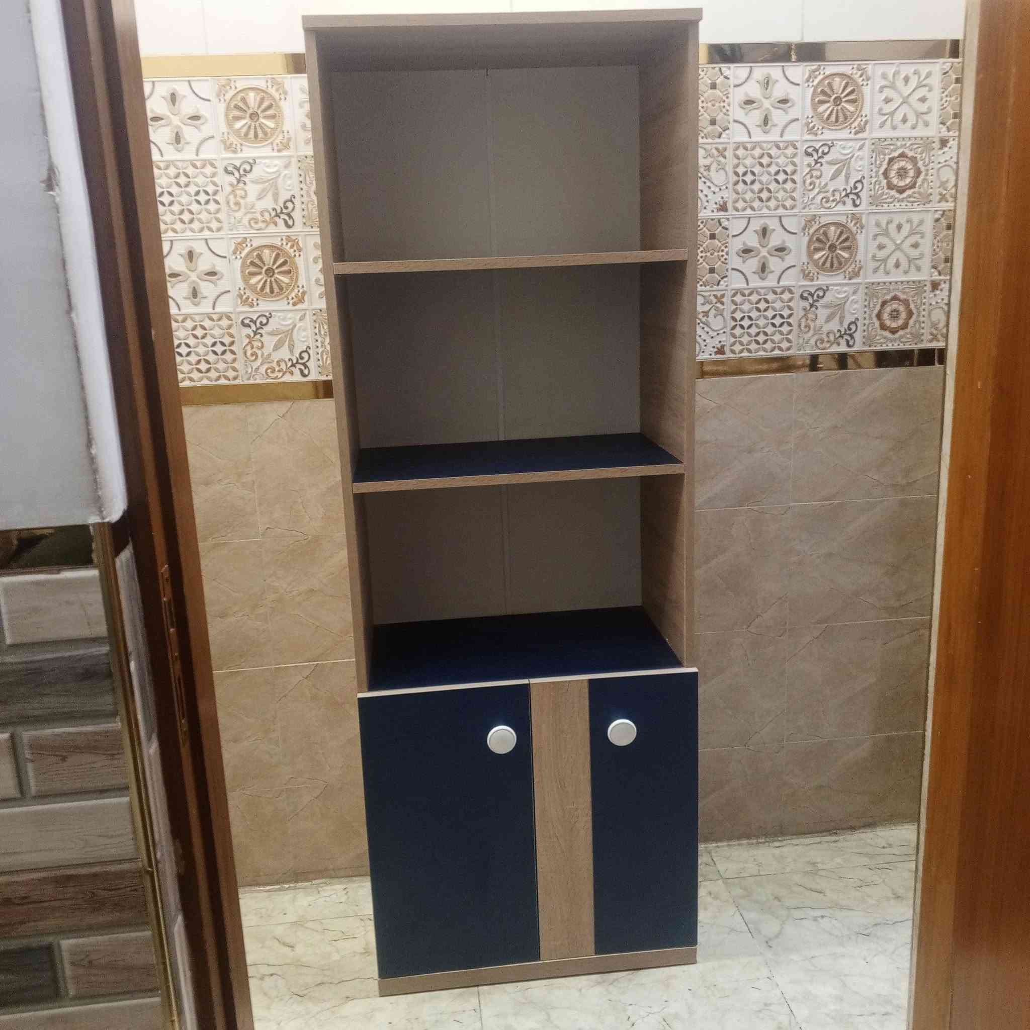 السلام عليكم غرفة للبيع ام النفر تتكون من كنتور
وميز حاسبة
وميز تواليت
ومكتبة
وجرباية وميزهة
ودوشك طبي اصلي
مكاني غزالية
سعرهة 400 معة الدوشك 
***********
