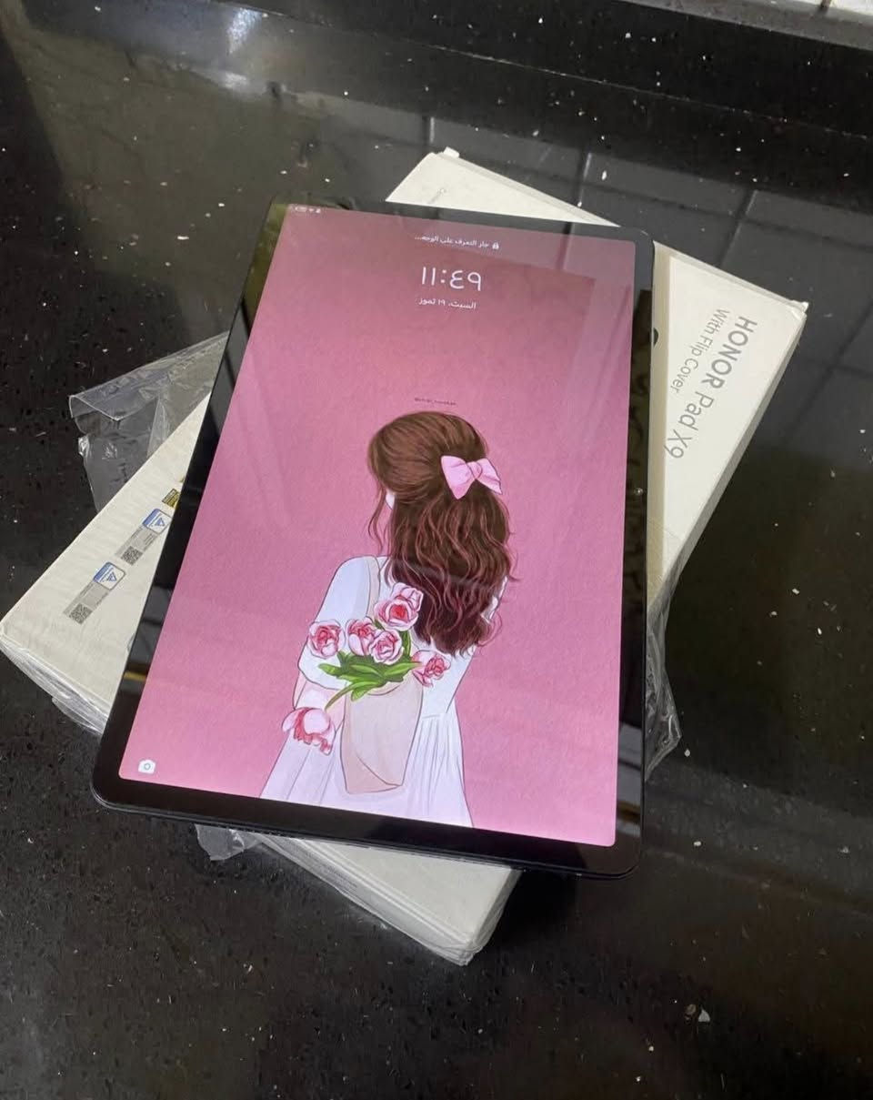 ايباد هونر x9 للبيع 
ذاكره 128 
بطاريه 7250ml
معالج سناب دراكون غني عن التعريف 
كامل ملحقات  = شاحنه + كارتونه + مع هديه كفر اصلي 
السعر 225 الف 🔒 
المكان بغداد البلديات 
***********  ((((متواجد واتساب فقط ))))
