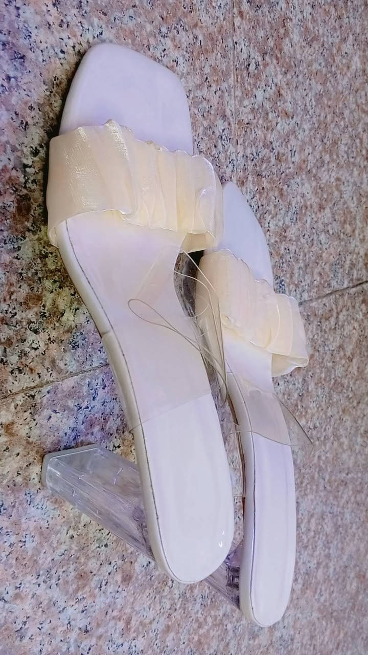 بنات بضاعه جديده وبانسب الاسعار للحجز والاستفسار على هذا الرقم ***********
