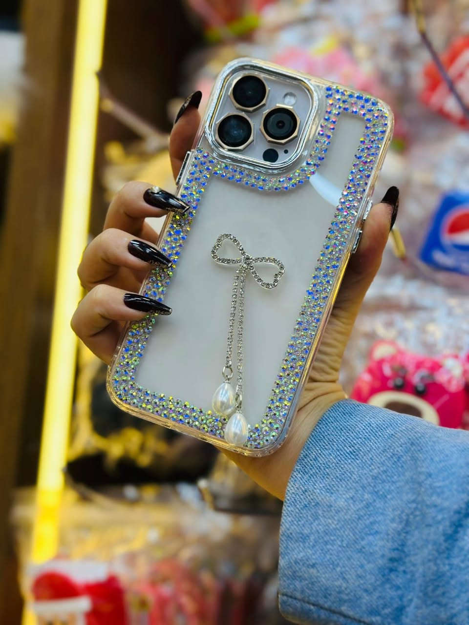 #حافظات_ايفون 🔥

تصاميم عصرية لكل موديلات الأيفون 🖤
توفرت حصرياً ..
بكج كامل لكل حافظة 🔥🔥
ستيكرات متنوعة تلبي جميع الأذواق 🤍

📍شارع الهوى / مقابل فلافل دربي


**إذا كنت صاحب هذا الإعلان وتريد حذفه لأي سبب، رجاءا أرسل رسالة إلى الدعم الفني**